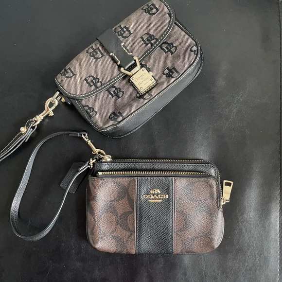 Wristlet